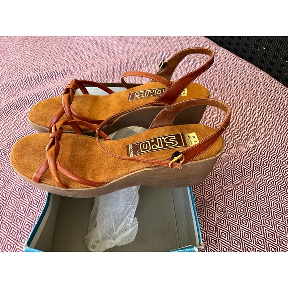 NOS ViNTaGe 70’s New In Box S.r.o. Leather Sandals 8 - Picture 3 of 14